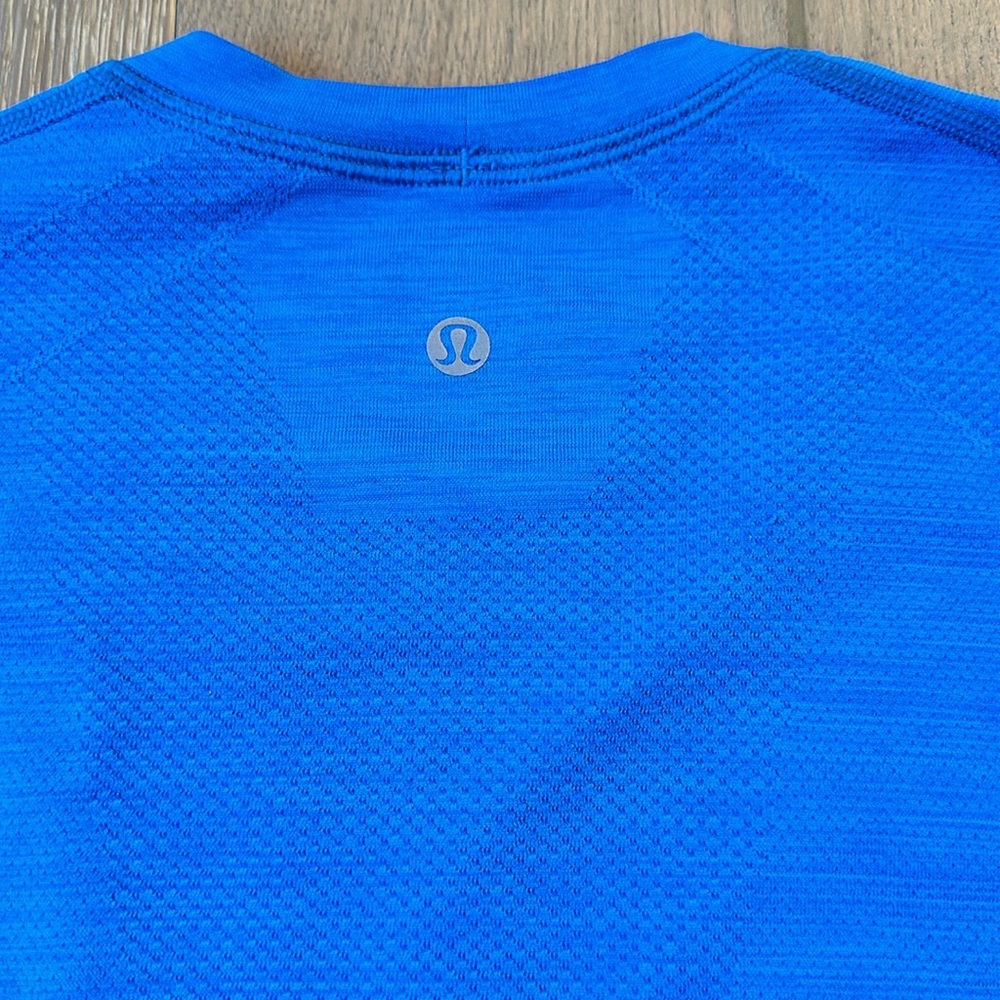 Lululemon Metal Vent Tech Mens Tshirt - Picture 4 of 4